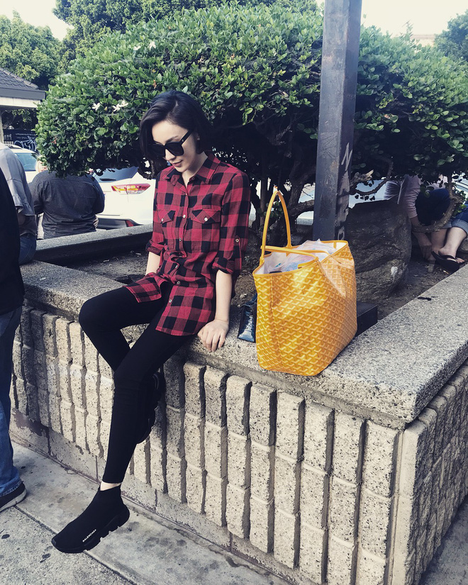 Ở Trung Quốc có hội bạn thân toàn tiểu thư trâm anh thế phiệt, xinh đẹp và tất nhiên, rất giàu có!